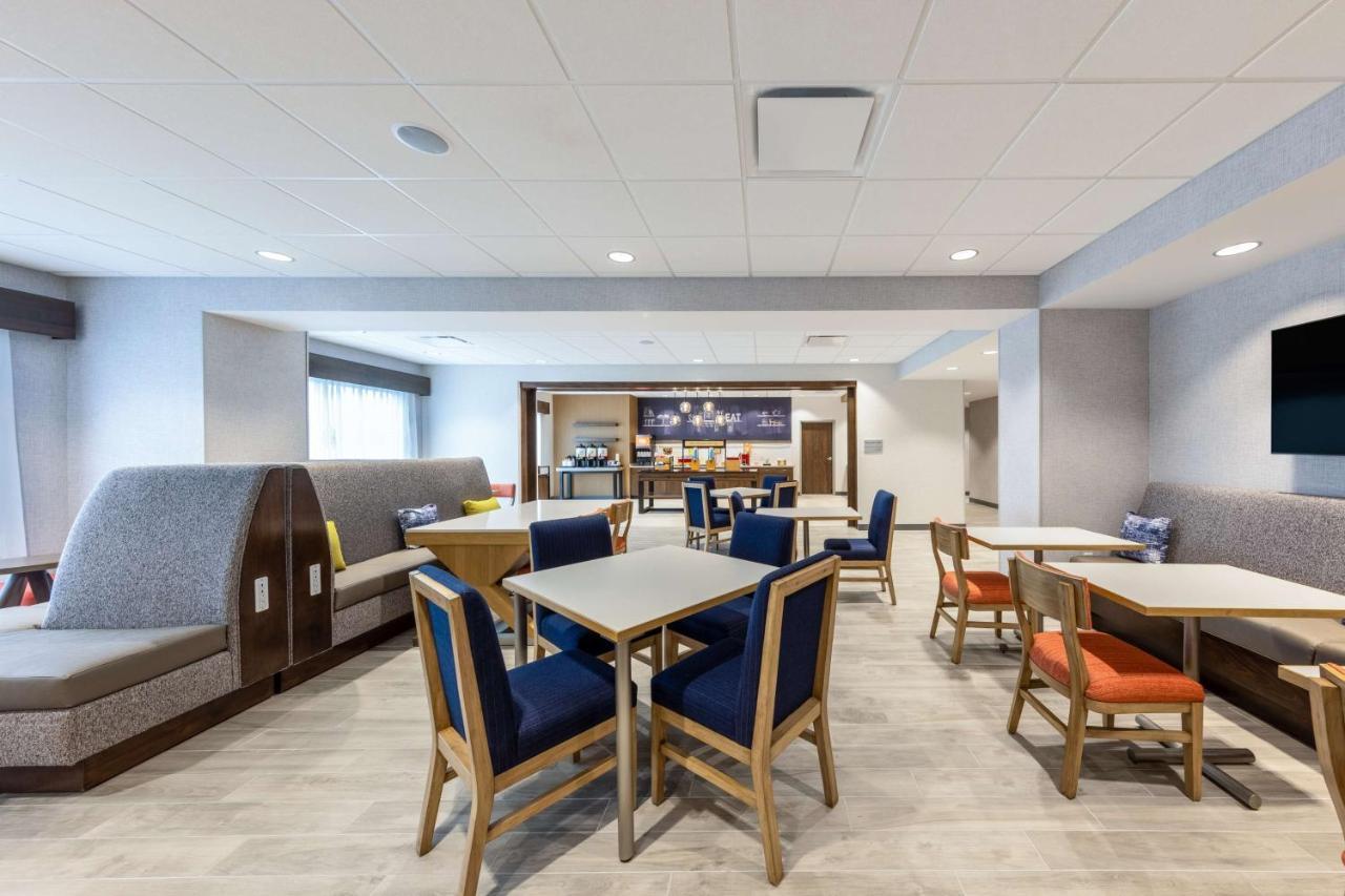 Hampton Inn Kansas City Southeast, Mo מראה חיצוני תמונה