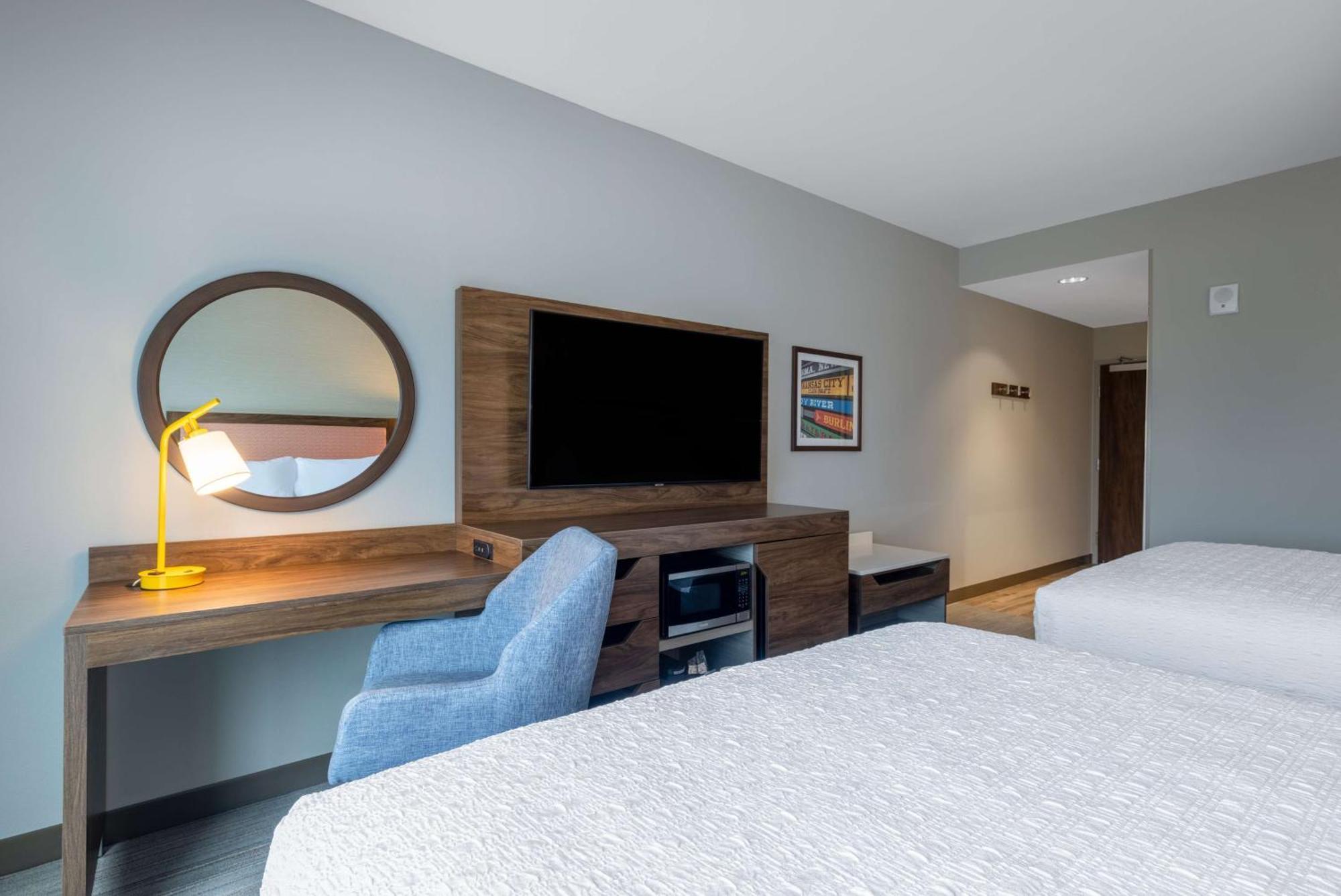 Hampton Inn Kansas City Southeast, Mo מראה חיצוני תמונה