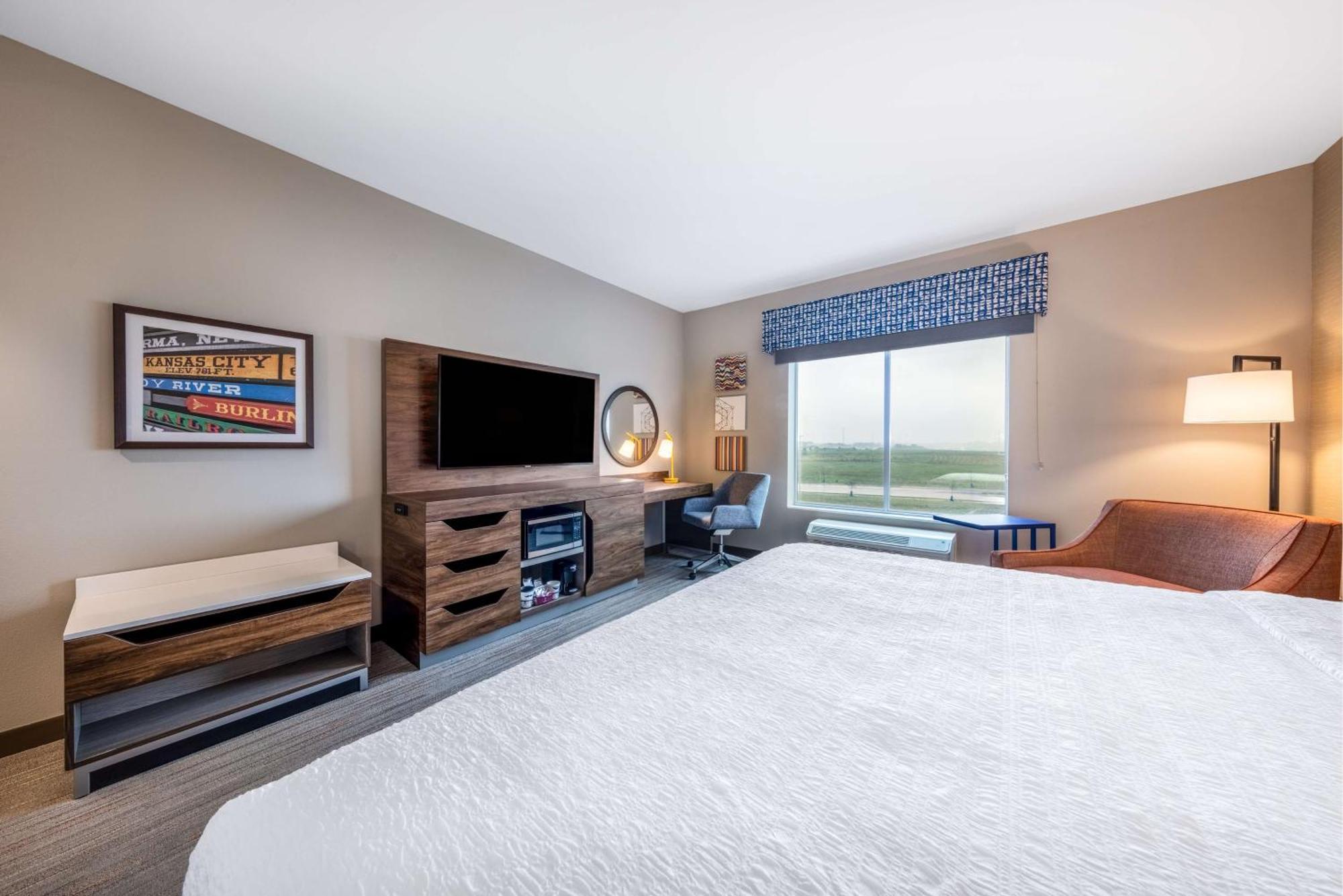 Hampton Inn Kansas City Southeast, Mo מראה חיצוני תמונה